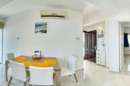 Joya Cyprus Mandarin Penthouse Lux Apartment Agios Nikolaos  Buitenkant foto